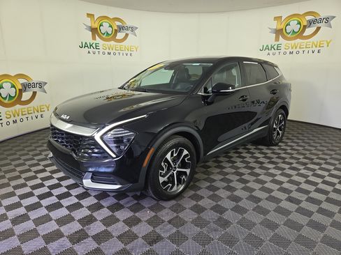 Used 2024 Kia Sportage EX FWD image 3