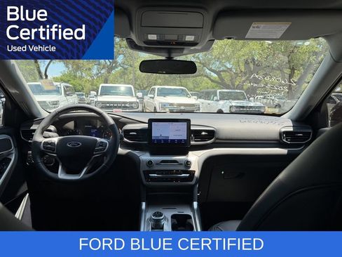 Used 2023 Ford Explorer XLT w/ Equipment Group 202A RWD image 16