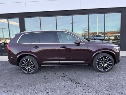 New 2026 Volvo XC90 B6 Plus w/ Protection Package Premier image 2