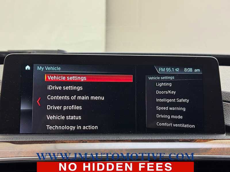 Used 2019 BMW 330i Gran Turismo xDrive w/ Premium Package AWD/4WD image 30