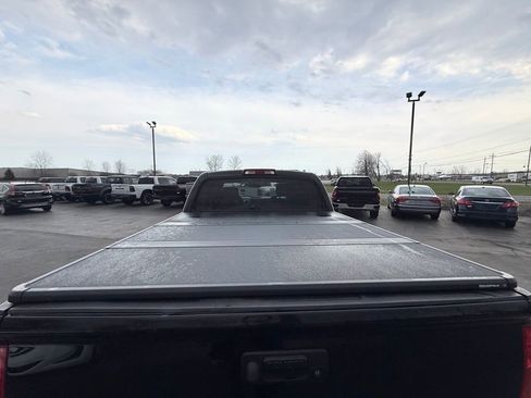 Used 2017 Toyota Tundra SR5 image 21