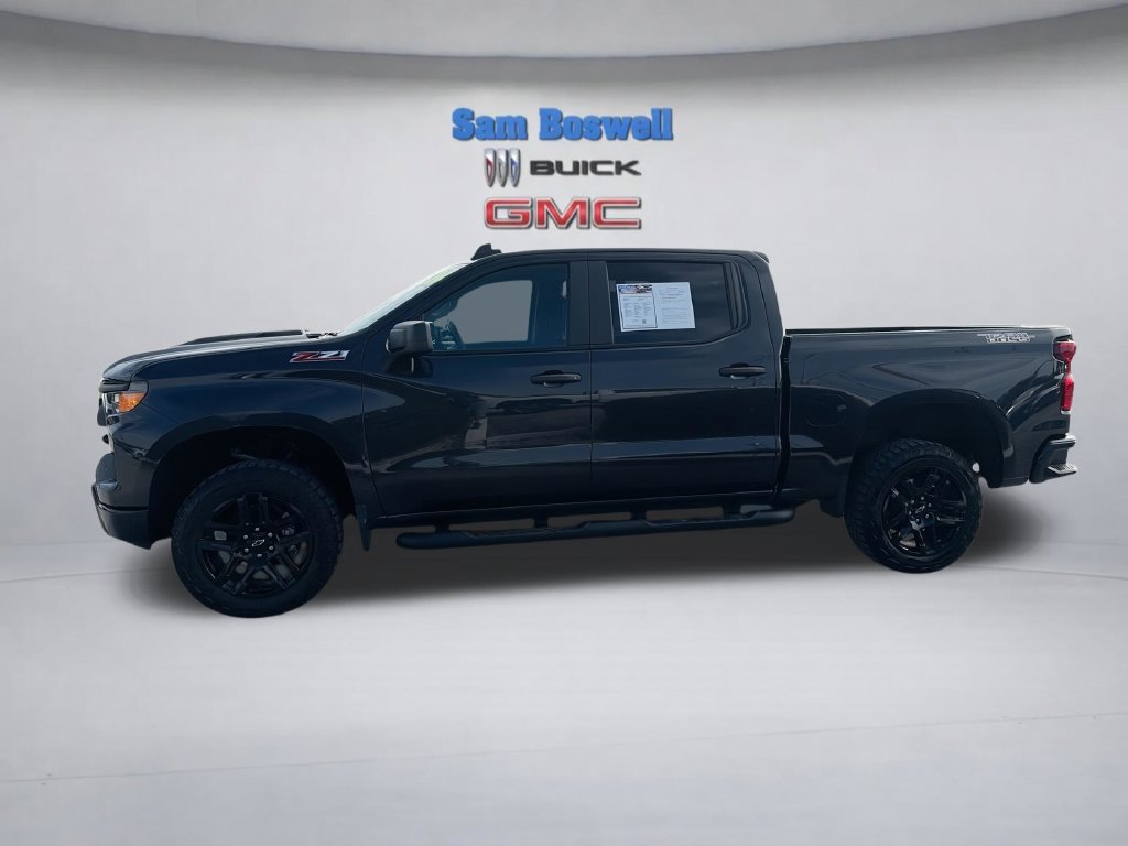 Used 2024 Chevrolet Silverado 1500 Custom Trail Boss AWD/4WD image 7