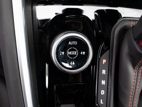 New 2025 Chevrolet Colorado Z71 w/ Technology Package image 21