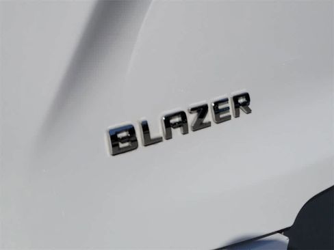 Used 2020 Chevrolet Blazer LT image 7