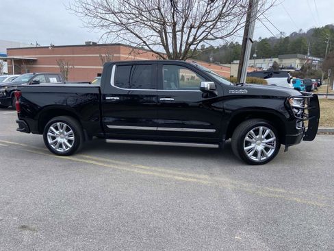 Used 2023 Chevrolet Silverado 1500 High Country w/ High Country Premium Package image 24