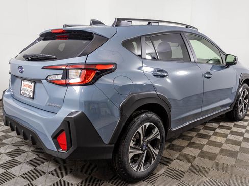 Used 2025 Subaru Crosstrek 2.0i Premium image 12