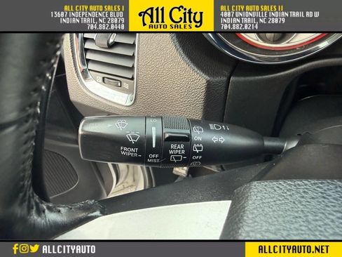 Used 2011 Dodge Durango Crew image 23