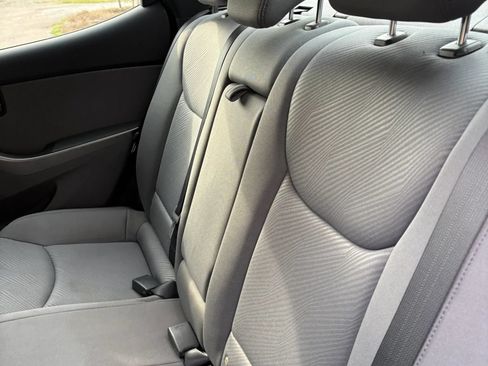 Used 2012 Hyundai Elantra GLS w/ Preferred Pkg 3 FWD image 19