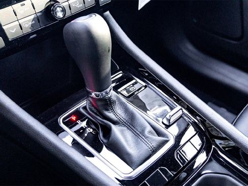 Used 2026 Jeep Compass Limited image 16