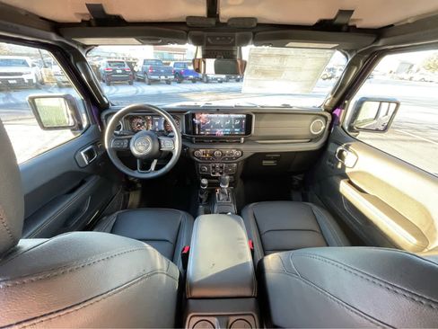 New 2026 Jeep Gladiator Sport image 13