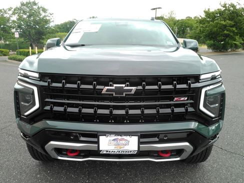Used 2026 Chevrolet Tahoe Z71 w/ Z71 Off-Road Package AWD/4WD image 3
