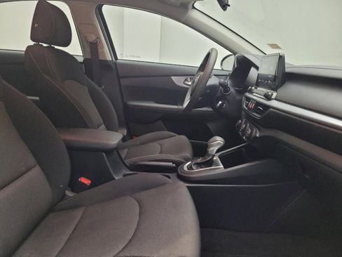 Used 2023 Kia Forte LXS w/ LXS Technology Package FWD image 21