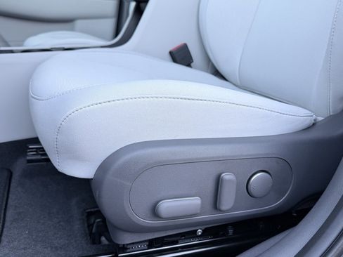 New 2025 Hyundai Kona SEL image 10