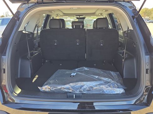 New 2026 Kia Sorento S image 12