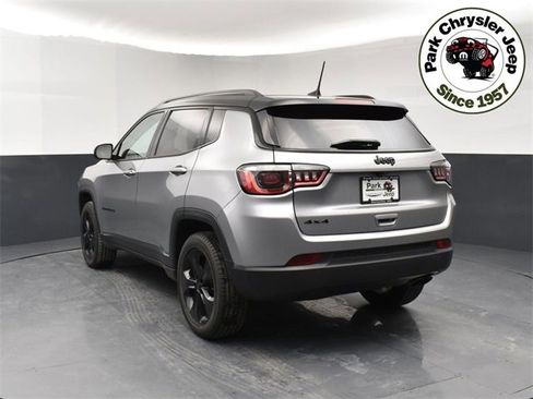 Used 2020 Jeep Compass Latitude image 4