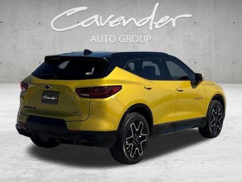 Used 2023 Chevrolet Blazer RS w/ Driver Confidence II Package AWD/4WD image 16