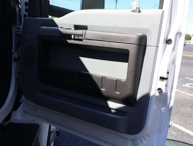 Used 2018 Ford F650 2WD Regular Cab Super Duty image 51