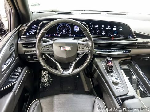 Used 2021 Cadillac Escalade Sport w/ Driver Assist Tech Package AWD/4WD image 3