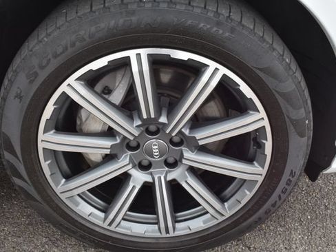 Used 2019 Audi Q7 3.0T Premium Plus w/ Premium Plus Package AWD/4WD image 53