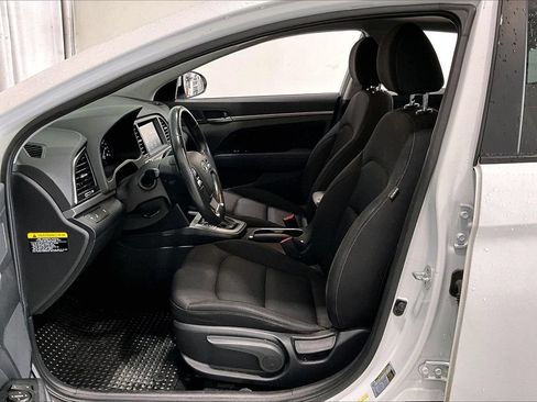Used 2018 Hyundai Elantra Value Edition FWD image 15
