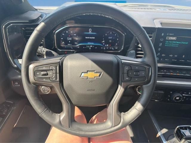 Used 2025 Chevrolet Silverado 1500 High Country w/ High Country Premium Package AWD/4WD image 19