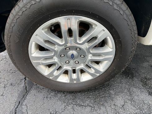 Used 2014 Ford F150 Platinum AWD/4WD image 11
