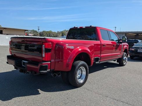 Used 2026 Ford F350 Platinum w/ FX4 Off-Road Package image 3