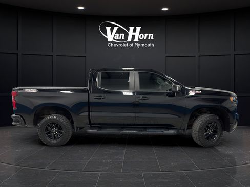 Used 2021 Chevrolet Silverado 1500 LT Trail Boss w/ Convenience Package II AWD/4WD image 8