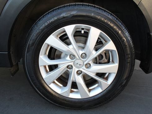 Used 2019 Hyundai Tucson SE FWD image 32