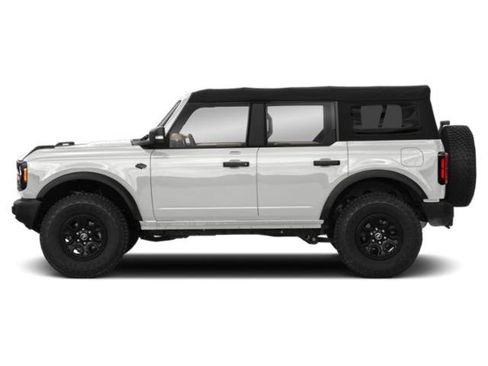 Used 2022 Ford Bronco Wildtrak image 3