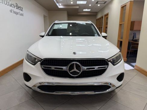 Certified 2024 Mercedes-Benz GLC 300 4MATIC image 2