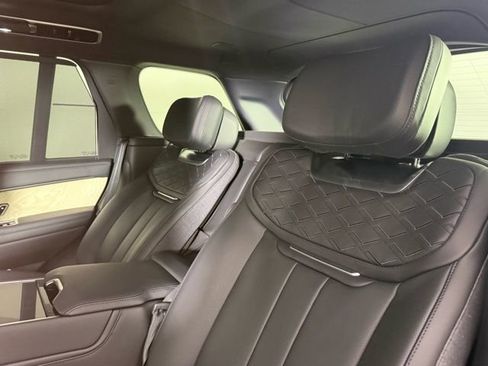 New 2025 Land Rover Range Rover SV image 25