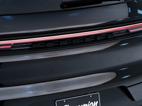 Certified 2024 Porsche Cayenne S AWD/4WD image 13