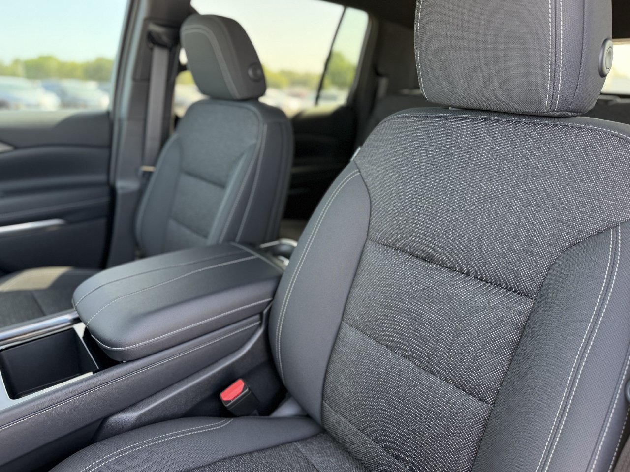 New 2026 Chevrolet Traverse LT FWD image 20