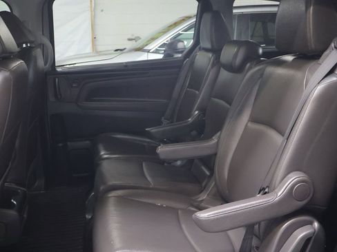 Used 2019 Honda Odyssey EX-L image 16