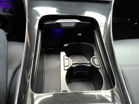 Used 2023 Mercedes-Benz C 300 Sedan image 46