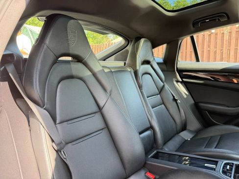Used 2018 Porsche Panamera 4S AWD/4WD image 29