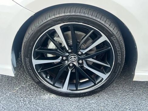 Used 2020 Toyota Camry XSE FWD image 29