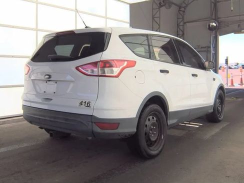 Used 2014 Ford Escape S FWD image 2