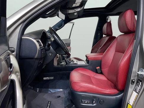 Used 2021 Lexus GX 460 Luxury w/ Off Road Package image 11