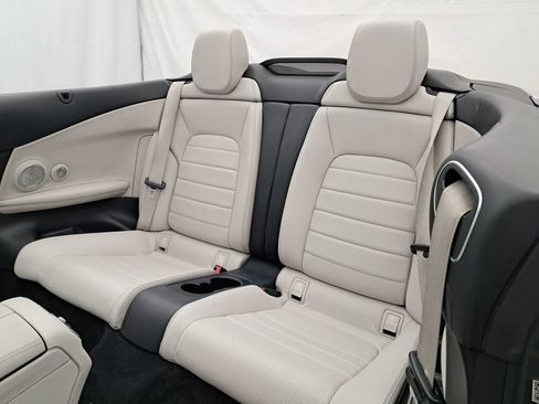 Used 2017 Mercedes-Benz C 300 4MATIC Cabriolet image 30
