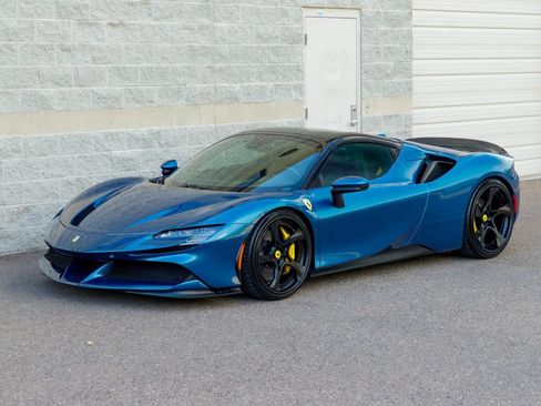 Used 2023 Ferrari SF90 Spider AWD/4WD image 89
