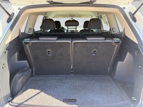 Used 2023 Volkswagen Atlas SE AWD/4WD image 23
