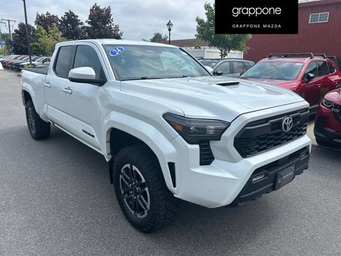 Used 2024 Toyota Tacoma TRD Sport w/ TRD Sport Upgrade Package AWD/4WD image 1