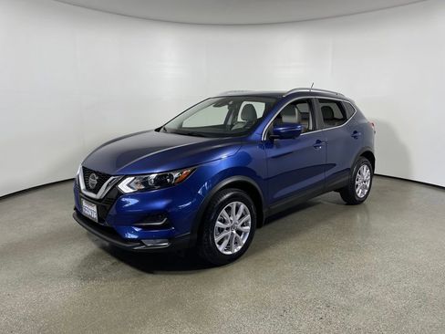Used 2022 Nissan Rogue Sport SV w/ Technology Package image 7
