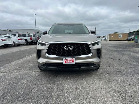 Used 2023 INFINITI QX60 Sensory w/ Vision Package AWD/4WD image 9