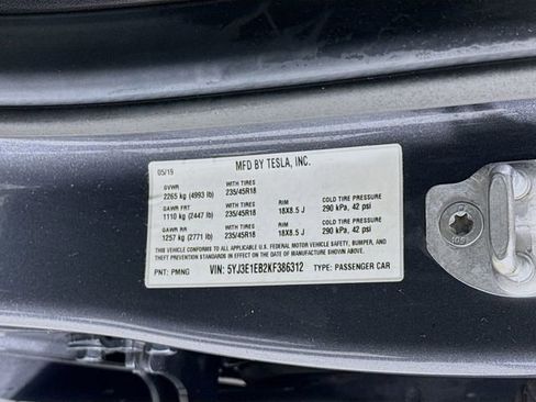 Used 2019 Tesla Model 3 Long Range image 31