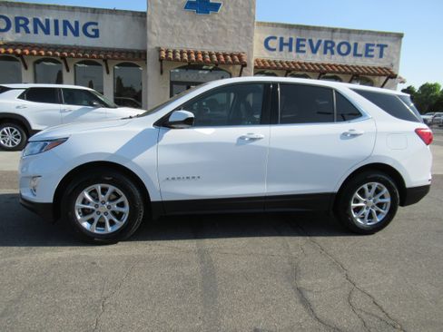 Used 2020 Chevrolet Equinox LT image 2