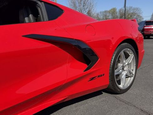 Used 2024 Chevrolet Corvette Stingray Coupe w/ Z51 Performance Package RWD image 8
