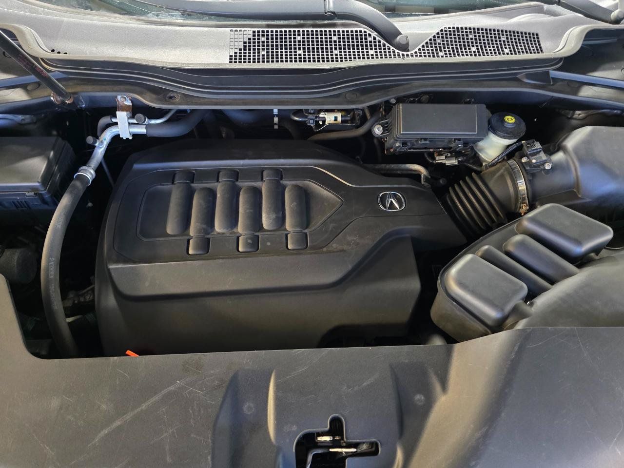 Used 2014 Acura MDX w/ Technology Package AWD/4WD image 40